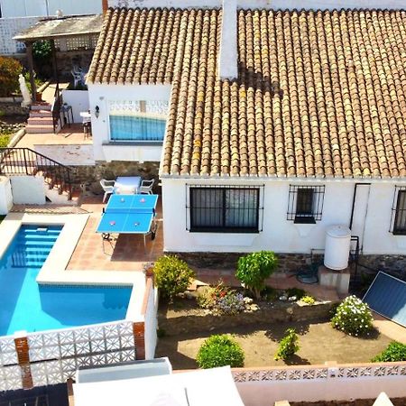 פואנגירולה Evans Realty Al Villa & Piscina & Garaje & Playa מראה חיצוני תמונה