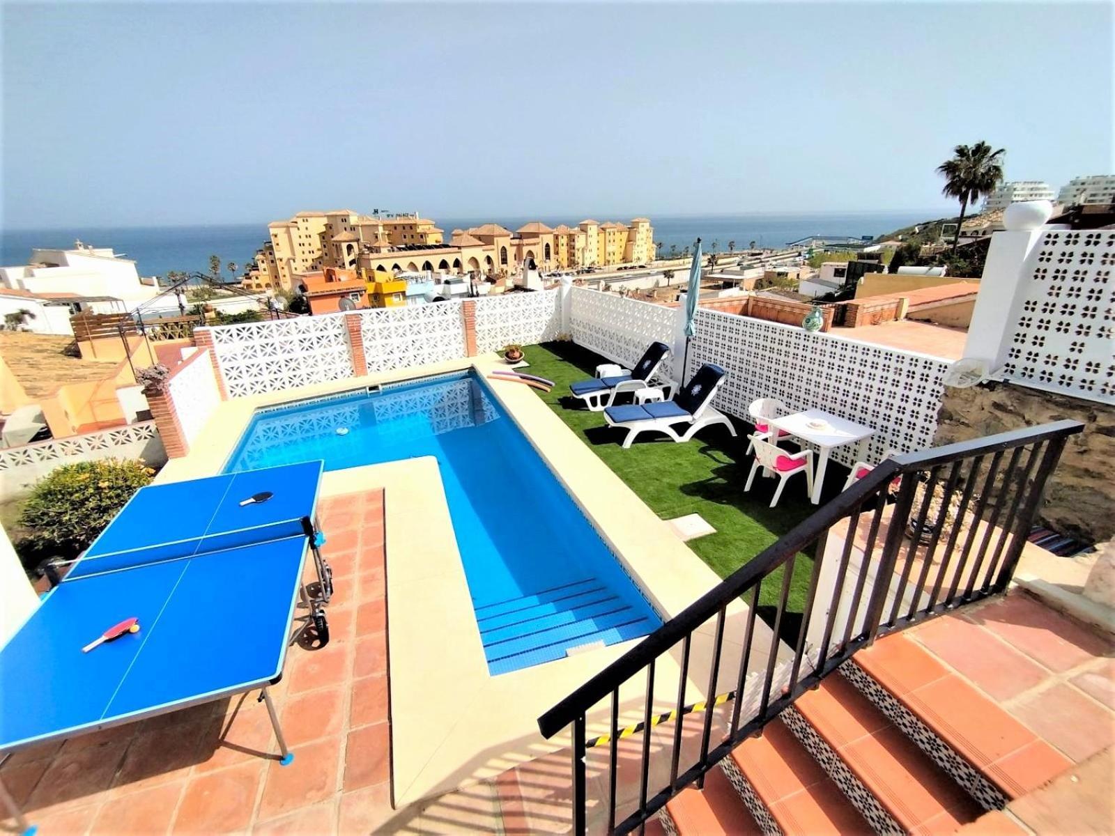 פואנגירולה Evans Realty Al Villa & Piscina & Garaje & Playa מראה חיצוני תמונה
